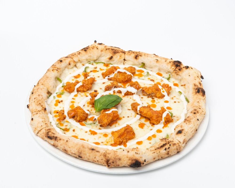 بيتزا دجاج بصوص البافلو / Buffalo chicken pizza